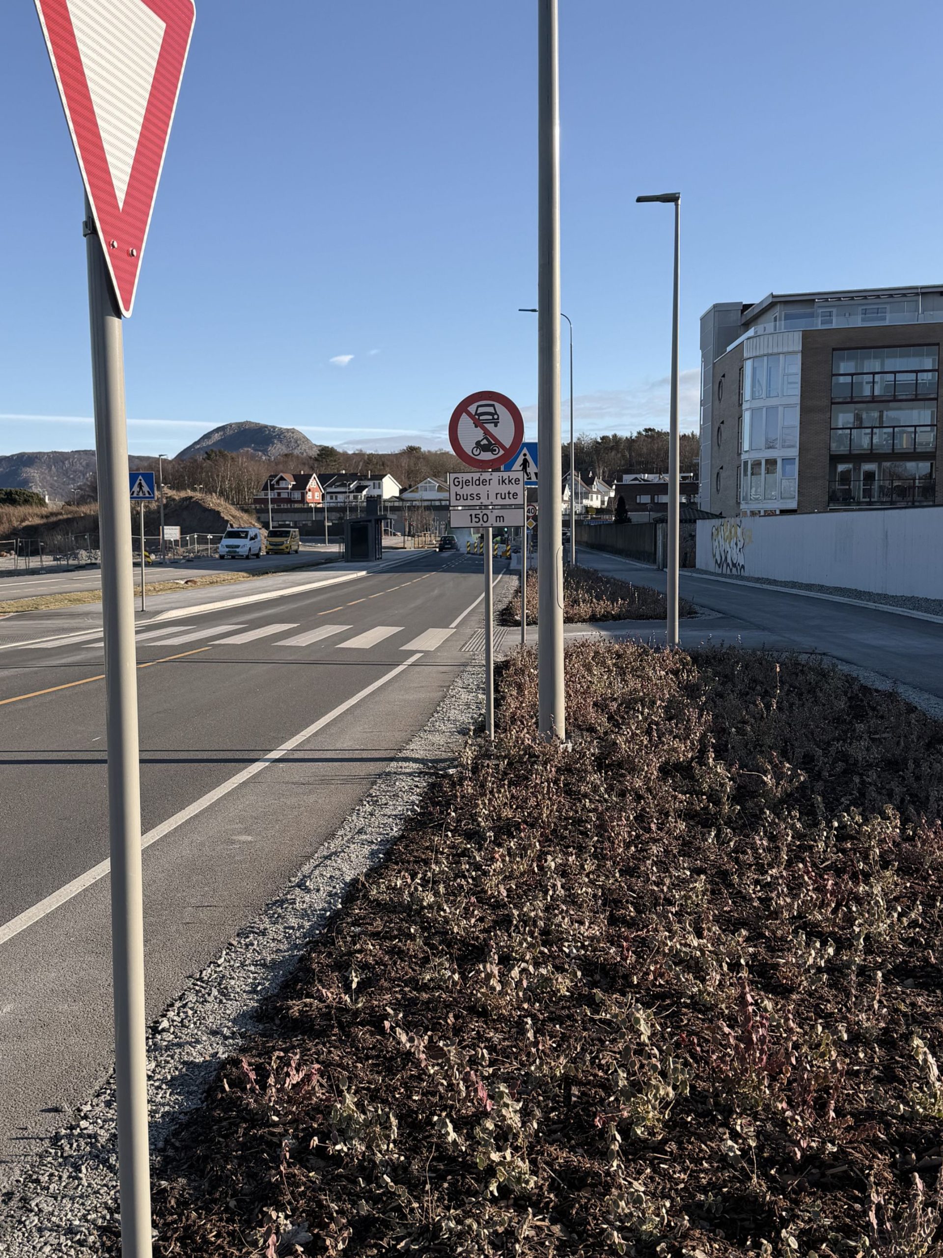 gjennomkjoring-forbudt-150m-brssandnes