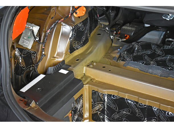 Dynamat Xtreme til Tesla Model 3 (trunk)
