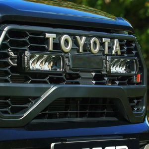 Lazer grillkit m/2 stk LAZER TR750 ELITE – Toyota Hilux GR Sport 2024->