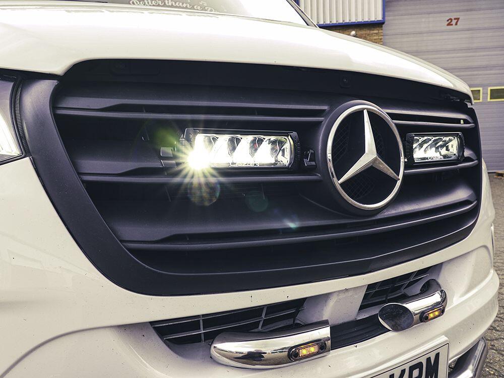 Lazer® Grill-braketter for Triple-R 750 Til Sprinter 2018+ W907