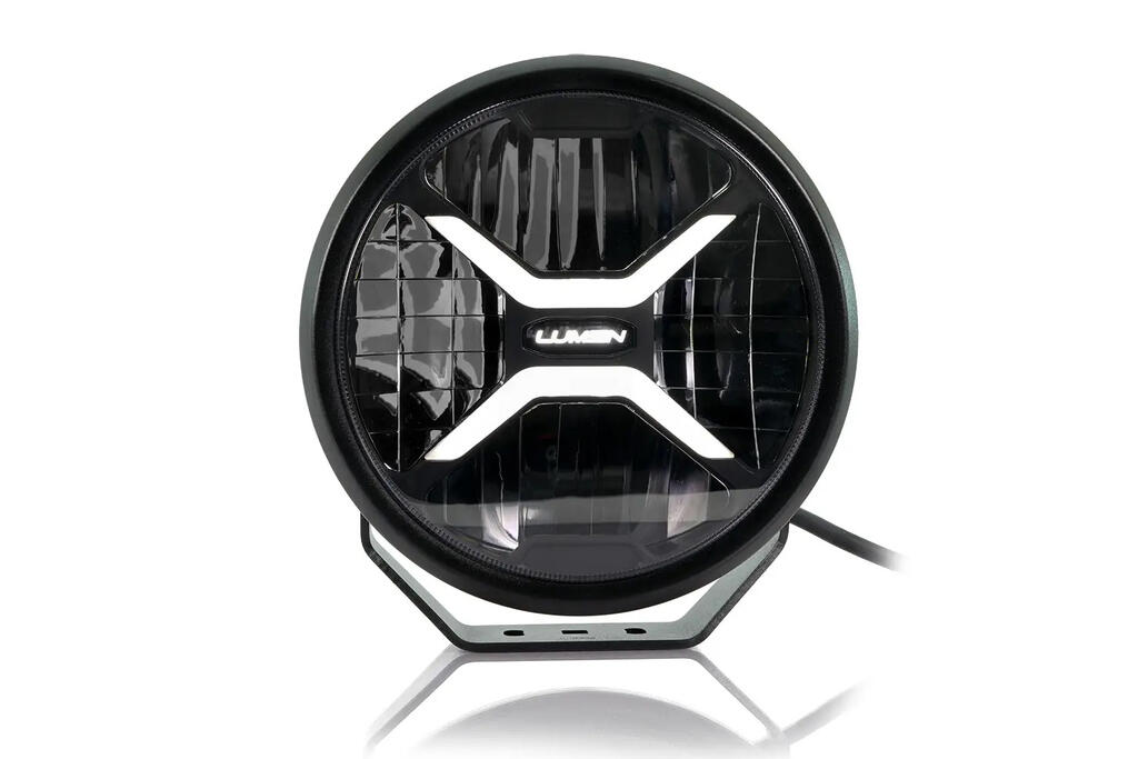 Lumen Cyclops CX9, LED fjernlys – 22 440 lumen, kastelengde 0,25 LUX-1200m
