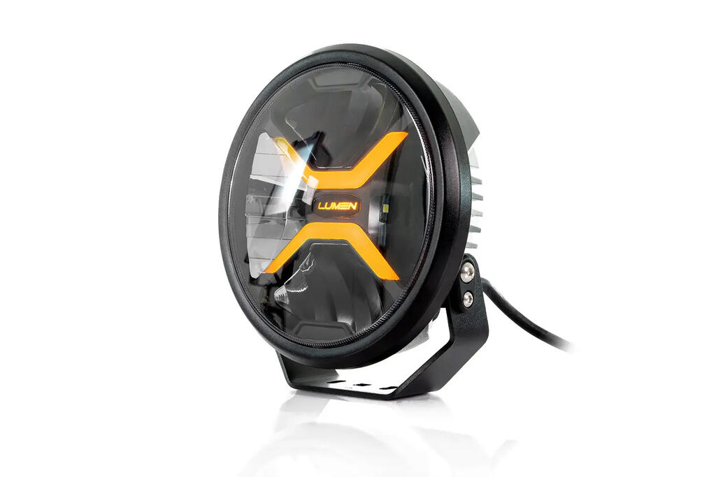 Lumen Cyclops CX9, LED fjernlys – 22 440 lumen, kastelengde 0,25 LUX-1200m