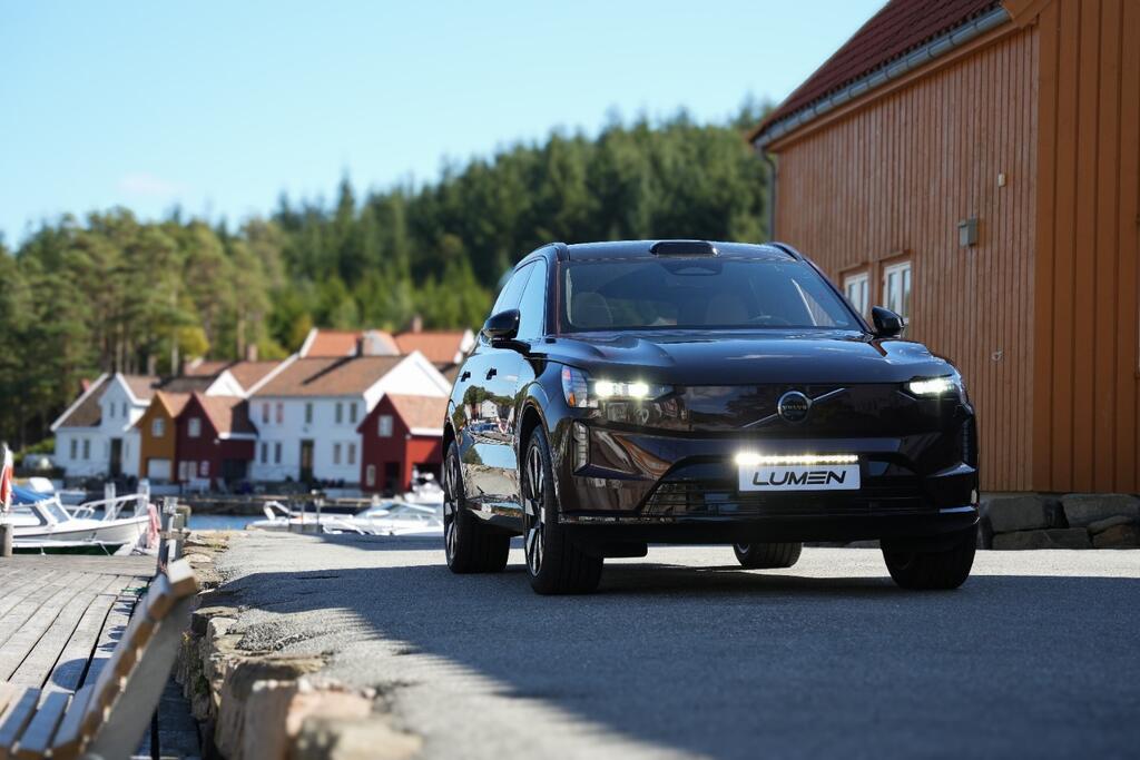 Lumen grillkit med CS20 Performance Slim – Volvo EX90 2024->