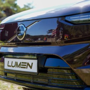 Lumen grillkit med CS20 Performance Slim – Volvo EX90 2024->
