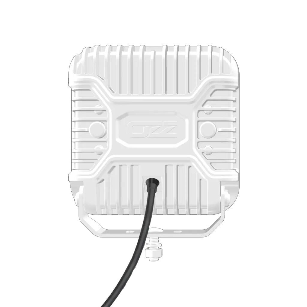 OZZ SQR 9″ fjernlys 210mm (Hvit hus) – med park- og varsellys, 21000 lumen