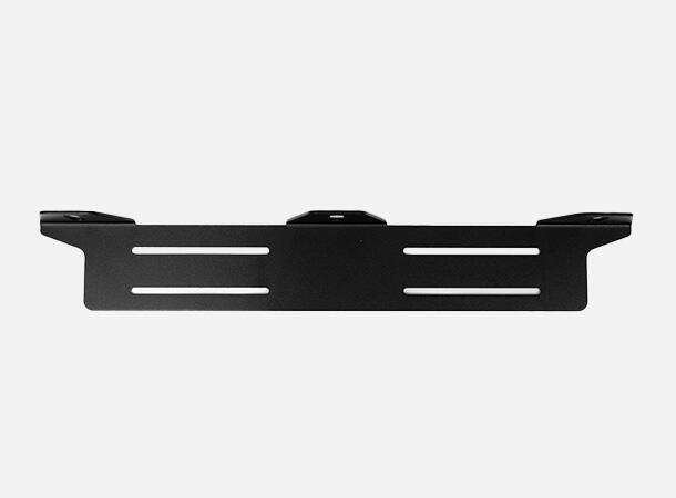 Skiltbrakett Rustfri – For tre lamper. Sortlakkert.