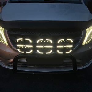 XG9 LED Fjernlys, Sort – Flerfarget parklys – hvit, gul og grønn.