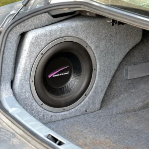 ConnectED Bilspesifikk basskasse 12″